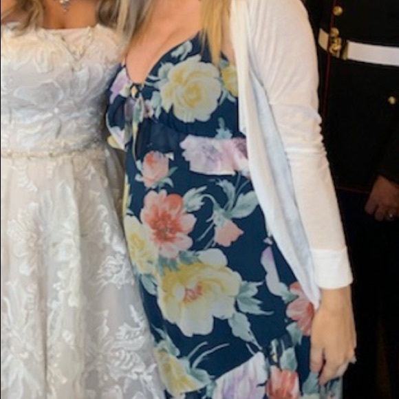 High-Low Floral Print Dress - EUC 🌸 - Picture 2 of 16